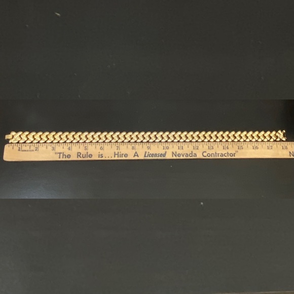 Vintage Unsigned Gold-tone S Chain Link Fold Over Clasp 18” Necklace - Picture 8 of 12